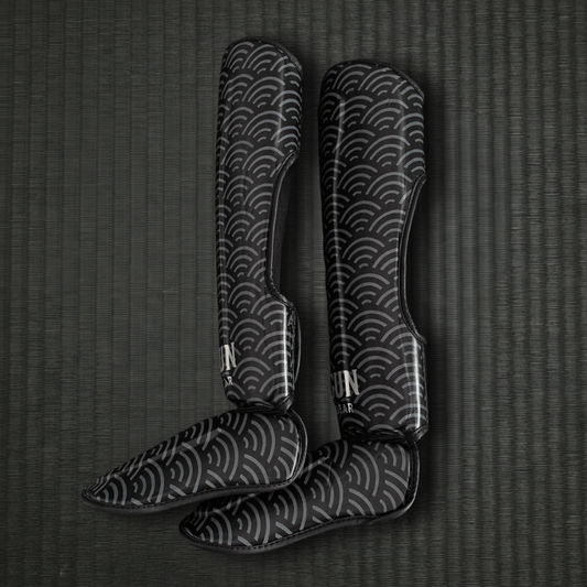 BLACK WATER SERIES SHIN GUARDS