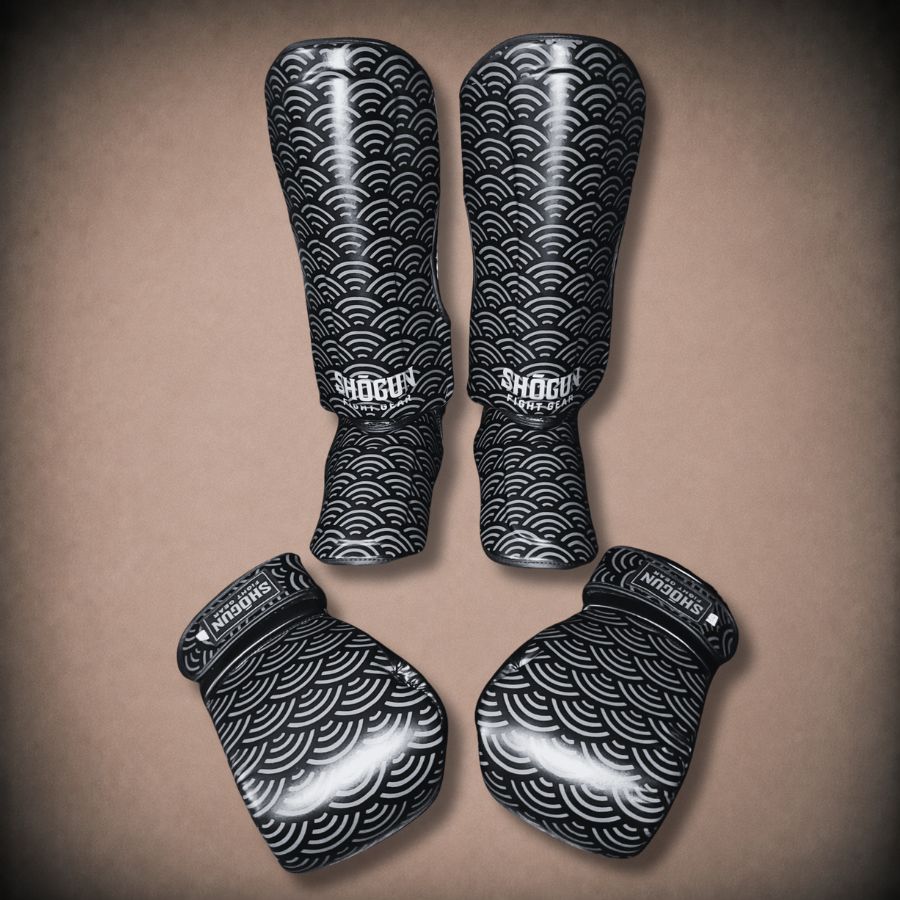 BLACK WATER SERIES FULL SET